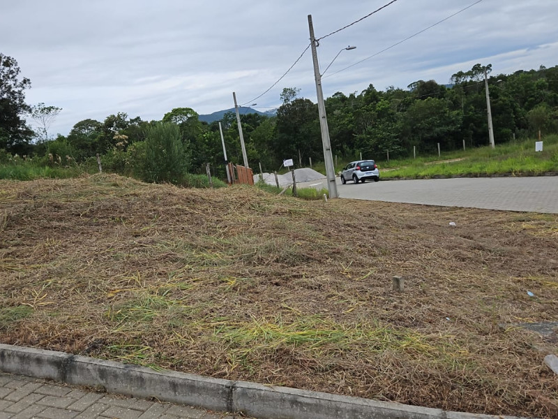 imóvel com 270m² - Forquilhas Leste - São José