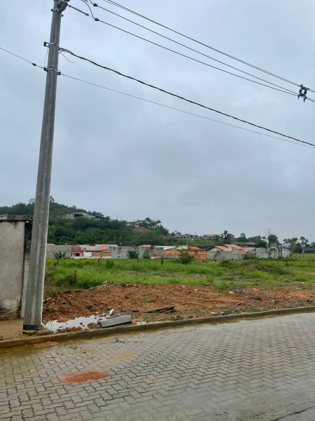 Terreno à venda Centro com 255m² e 1 quarto por R$ 120.000 - 1667076748-imagem-do-whatsapp-de-2024-01-30-as-10.jpg