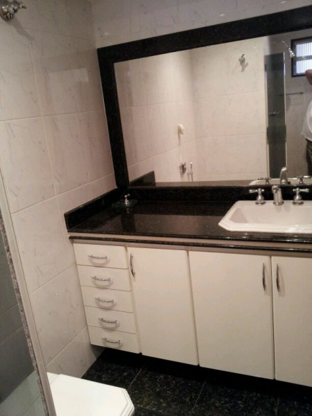 Apartamento à venda Maracanã com 107m² e 3 quartos por R$ 299.990 - 1060193614-17-banheiro-social-a.jpg