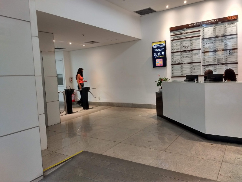 Comercial à venda Centro com 28m² e 1 quarto por R$ 380.000 - 1961539817-img-20211025-142206238-hdr.jpg