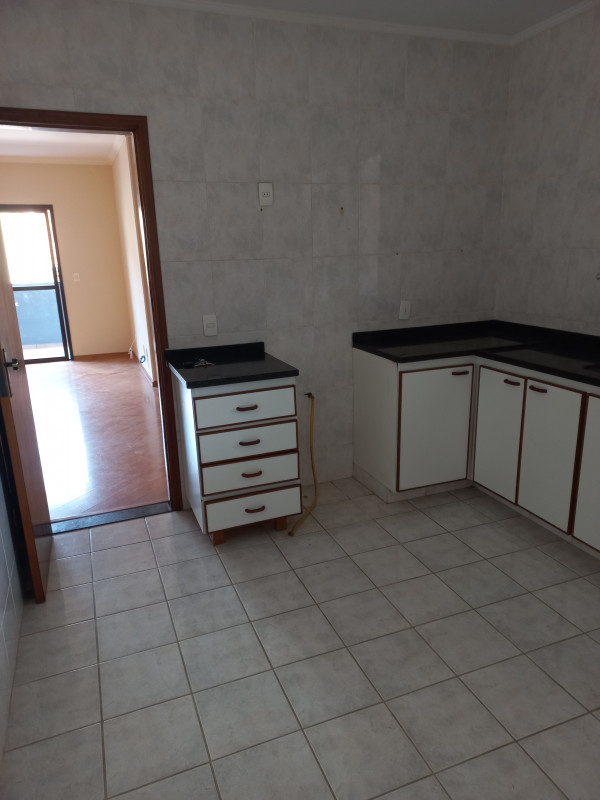 Apartamento à venda Varginha com 119m² e 3 quartos por R$ 500.000 - 896079456-20231110-130129.jpg