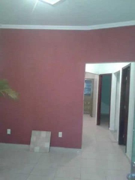 Casa à venda Centro com 134m² e 6 quartos por R$ 650.000 - 533509939-403116950-122122296608046209-5927039437346598625-n.jpg