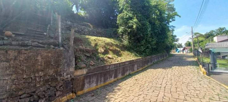 Terreno à venda Centro com 660m² e 1 quarto por R$ 320.000 - 1189016001-fb-img-1706541469953.jpg