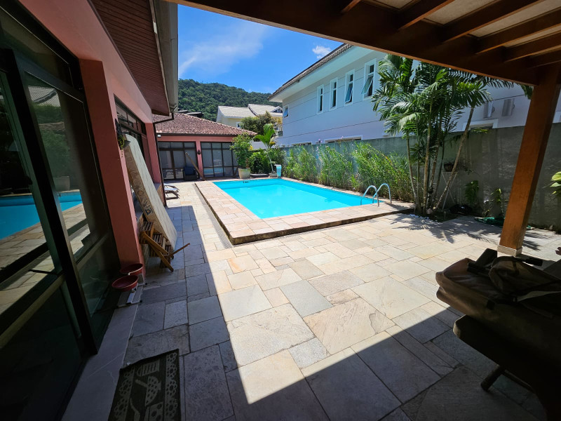 Casa de condomínio à venda Balneário Cidade Atlântica com 385m² e 4 quartos por R$ 1.495.000 - whatsapp-image-2024-02-14-at-144349-5.jpeg