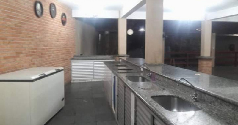 Chácara à venda Jardim Lago Azul com 220m² e 1 quarto por R$ 1.800.000 - 411781579-img-20240130-wa0098.jpg