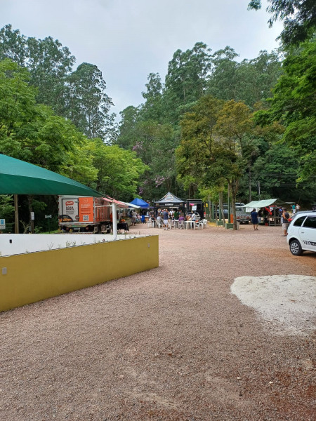 Terreno à venda Fazenda Velha com 600m² e 1 quarto por R$ 170.000 - 1059401038-13-feira.jpeg