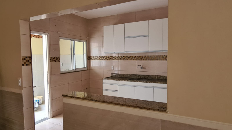 Casa de condomínio à venda Vargem Pequena com 165m² e 3 quartos por R$ 560.000 - 264122732-cozinha-2.jpeg