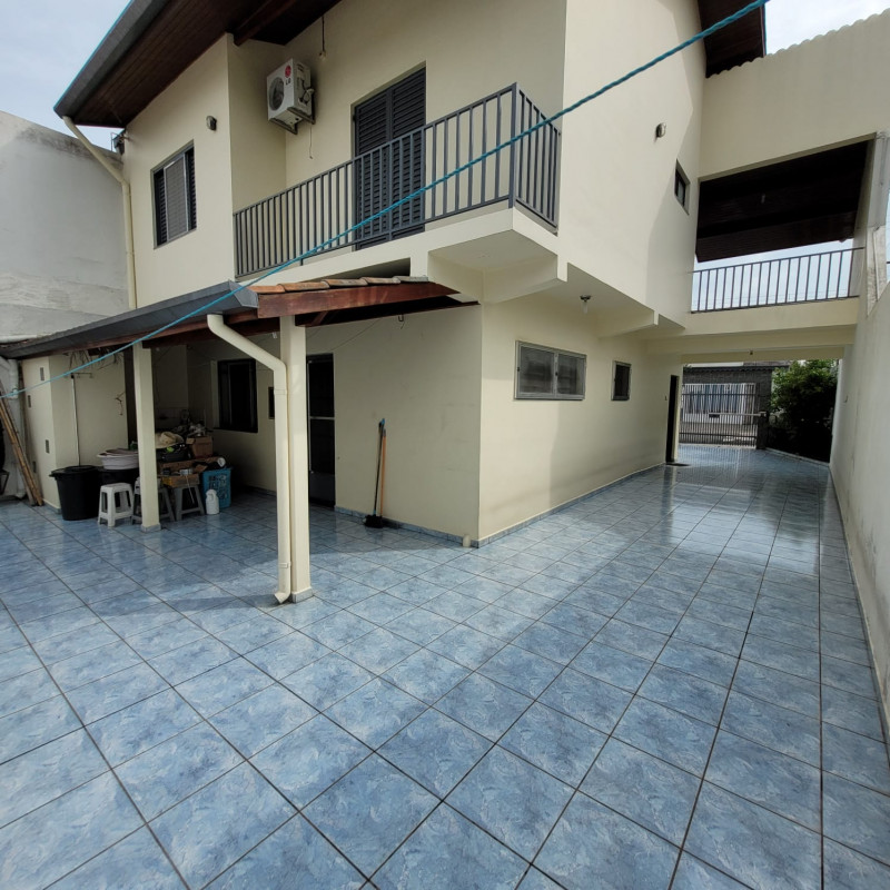 Casa à venda Vila Sao Carlos com 195m² e 3 quartos por R$ 650.000 - 1947050061-img-20240128-wa0034.jpg