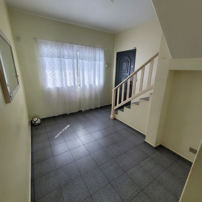 Casa à venda Vila Sao Carlos com 195m² e 3 quartos por R$ 650.000 - 470682180-img-20240128-wa0030.jpg