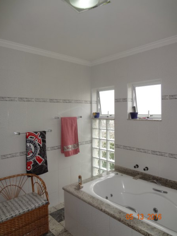 Casa à venda Jardim Nossa Senhora Aparecida com 160m² e 3 quartos por R$ 390.000 - 371234091-12-suite-banheiro-2-600x450.JPG