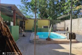 Chácara à venda Centro-Sul com 3000m² - 3 dormitórios -  vagas - R$ 800.000 - 628528446-save-20231022-214336.jpg