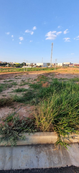 Terreno à venda Smart urban dunlop  com 242m² e 1 quarto por R$ 270.000 - 34742049-img-20230917-wa0014.jpg