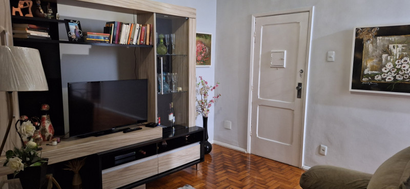 Cobertura à venda Morro da Glória com 218m² e 3 quartos por R$ 310.000 - 740905128-1000038422.jpg