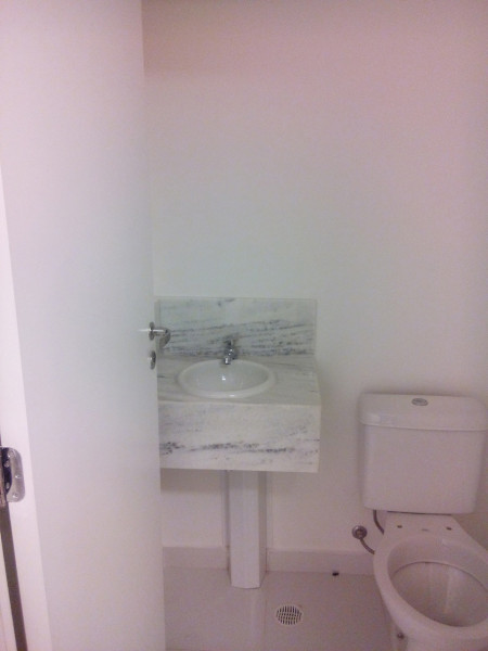 Comercial à venda Santo Amaro com 36m² e 1 quarto por R$ 300.000 - 1933445827-whatsapp-image-2023-12-01-at-14.jpeg