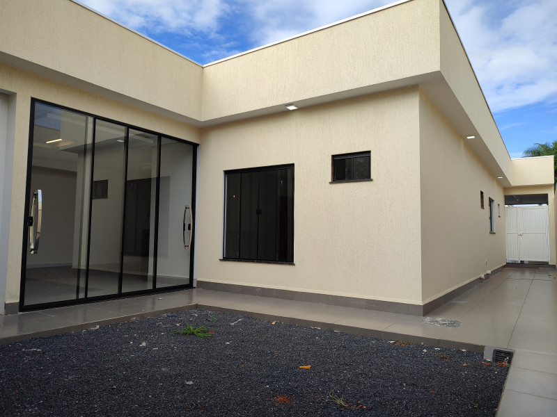 Casa à venda Centro com 219m² e 3 quartos por R$ 843.150 - 1623426737-img-20240204-162143.jpg