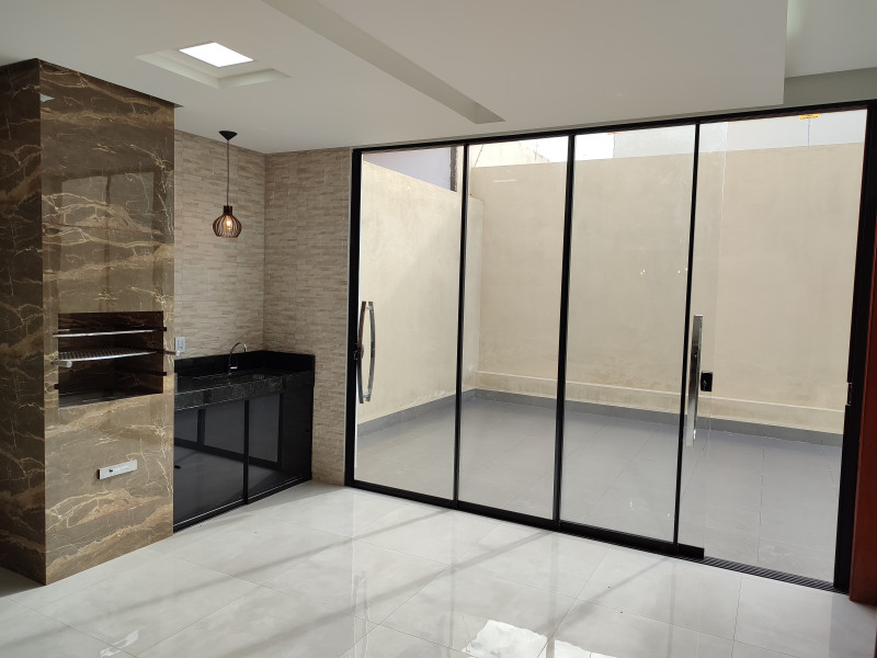 Casa à venda Centro com 219m² e 3 quartos por R$ 843.150 - 729828569-img-20240204-161140.jpg