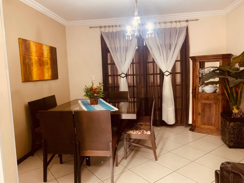 Casa à venda Industrial com 300m² e 4 quartos por R$ 900.000 - 1391029951-whatsapp-image-2024-02-05-at-12.jpeg