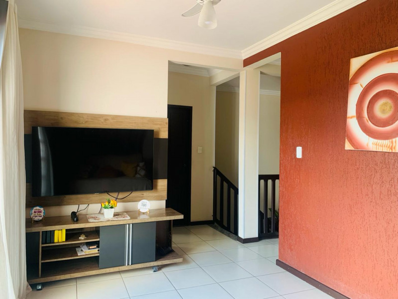 Casa à venda Industrial com 300m² e 4 quartos por R$ 900.000 - 183215259-whatsapp-image-2024-02-05-at-11.jpeg