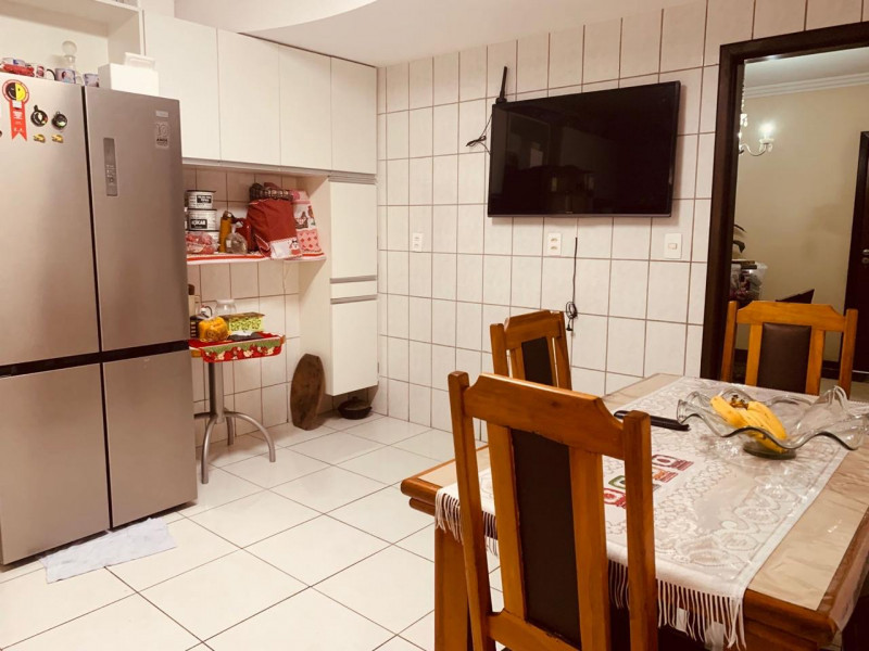 Casa à venda Industrial com 300m² e 4 quartos por R$ 900.000 - 768130355-whatsapp-image-2024-02-05-at-12.jpeg