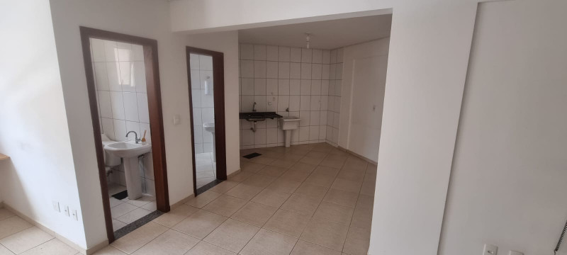 Comercial para alugar Centro com 83m² e 1 quarto por R$ 2.800 - 1905268131-e77a51b6-2152-4c76-b625-4fedd27cbb07.jpeg