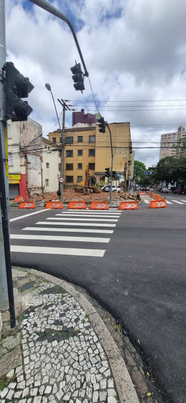 Terreno à venda São Francisco com 300m² e 1 quarto por R$ 2.000.000 - 1703663454-20231009-114509.jpg
