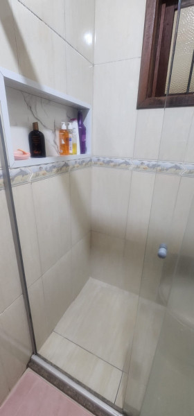 Casa à venda Alpes Verdes com 160m² e 2 quartos por R$ 1.480.000 - 1860974492-banheiro-3.jpeg