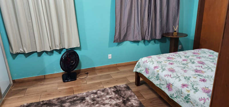 Casa à venda Alpes Verdes com 160m² e 2 quartos por R$ 1.480.000 - 250520682-quarto-casal-com-suite-2.jpeg
