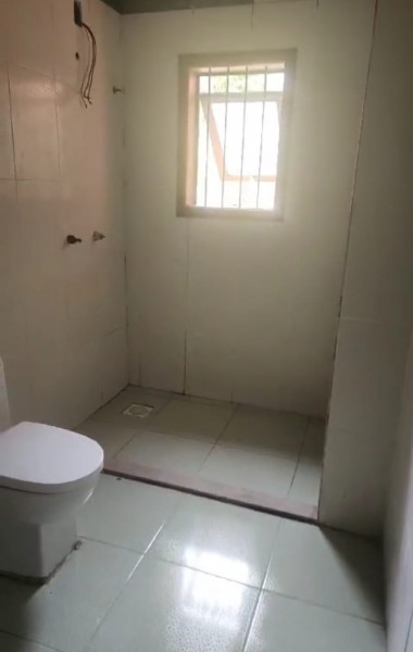 Casa à venda Alpes Verdes com 160m² e 2 quartos por R$ 1.480.000 - 605572569-banheiro-suite.jpeg