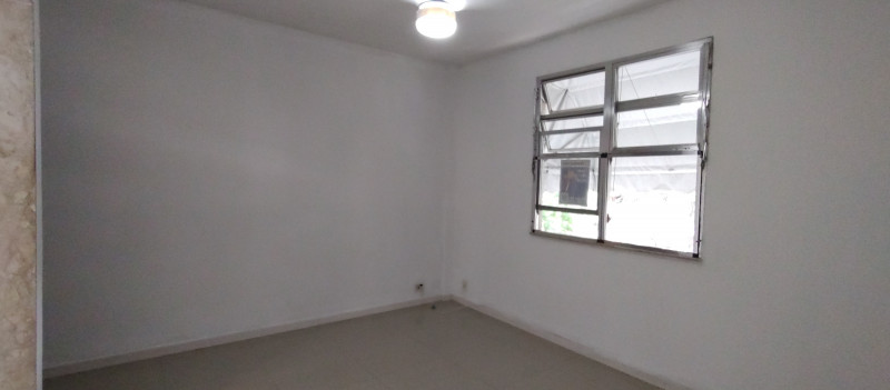 Apartamento à venda Freguesia (Jacarepaguá) com 46m² e 2 quartos por R$ 180.000 - 2106302808-img-20240206-093643225.jpg