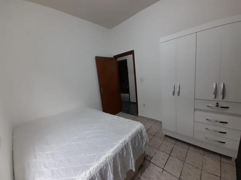 Casa à venda Vila Antártica  com 250m² e 5 quartos por R$ 650.000 - 687044702-7d58825b-da5d-42d4-8dfa-e88f2a52a55d.jpg