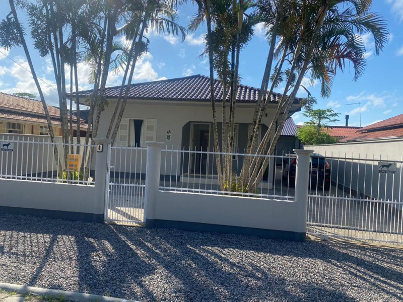 Casa à venda Portinho com 120m² e 3 quartos por R$ 430.000 - 1a231686-e01a-4a7f-a470-19da5ff4d116.jpeg