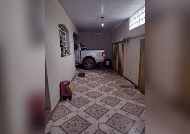 imóvel com 252m²