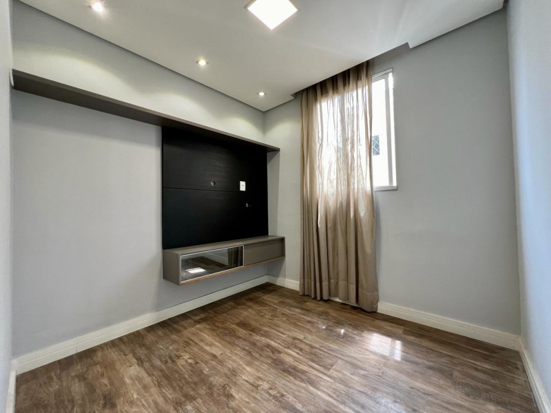 Apartamento à venda Cabral com 72m² e 3 quartos por R$ 390.000 - 5d43c736-5b89-487b-acd7-025ce4e568b0.jpeg