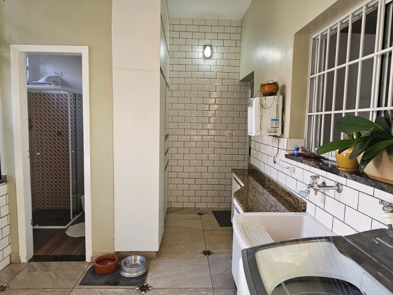 Casa à venda Santa Maria com 376m² e 3 quartos por R$ 1.880.000 - img-20240118-wa0070.jpg