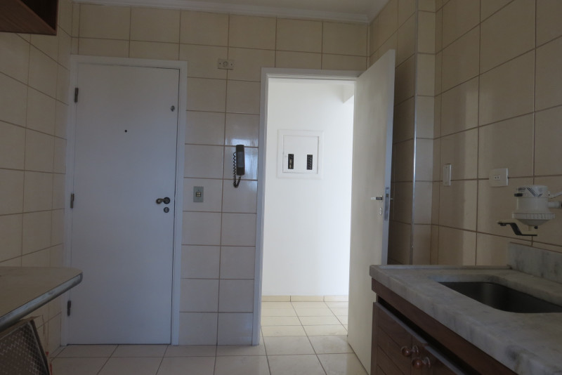 Sítio à venda Cangaíba com 9000m² e 3 quartos por R$ 900.000 - 1644344332-img-4687.JPG