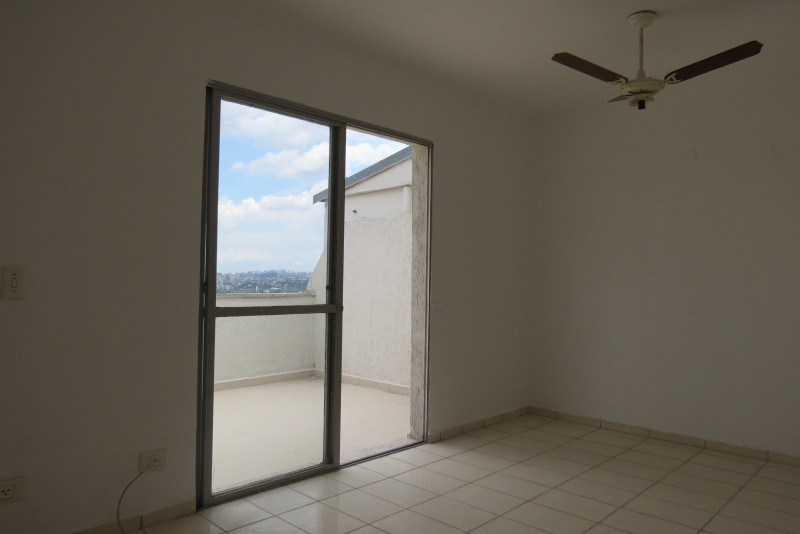 Sítio à venda Cangaíba com 9000m² e 3 quartos por R$ 900.000 - 1953991208-img-4717.JPG