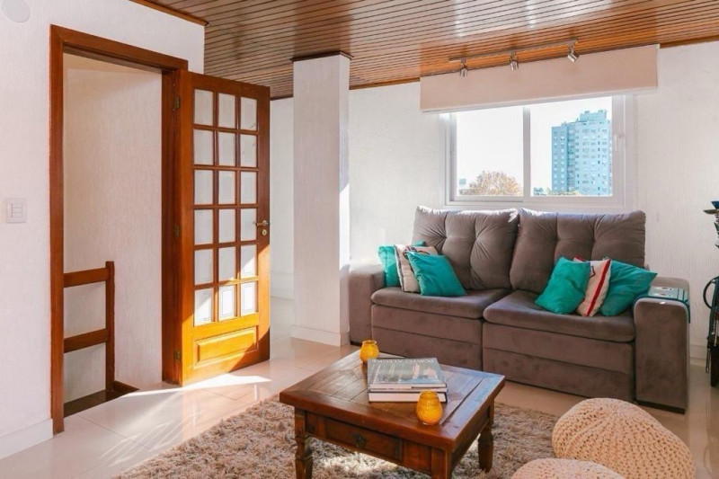 Cobertura à venda Cristal com 130m² e 2 quartos por R$ 510.000 - 1482294866-f9c49901-e3d9-4dc5-9d9f-c64972b50fb4.jpeg