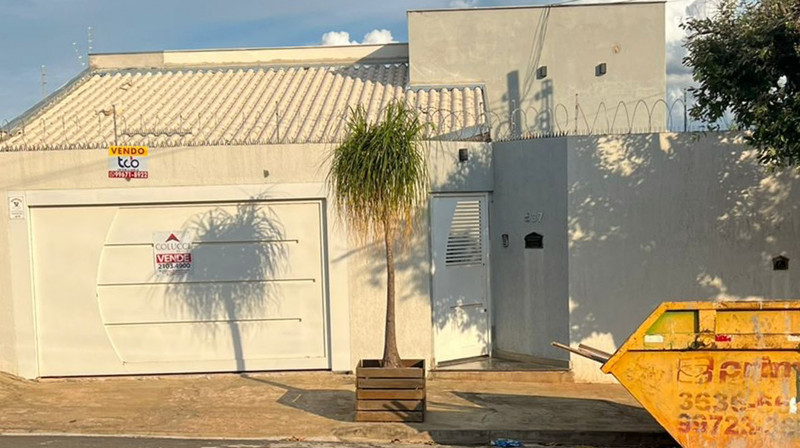 Casa à venda Jardim Nova Yorque com 300m² e 3 quartos por R$ 460.000 - 1712663941-casa1.jpg