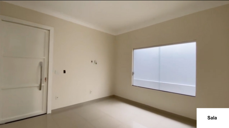 Casa à venda Jardim Nova Yorque com 300m² e 3 quartos por R$ 460.000 - 1924416835-sala.jpg