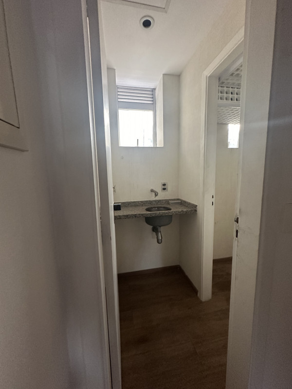 Comercial à venda Aclimação com 33m² e 1 quarto por R$ 280.000 - 998878628-img-9815.jpeg