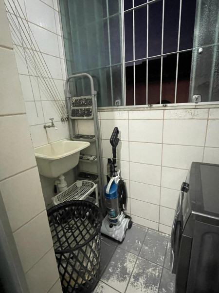 Apartamento à venda Centro com 63m² e 2 quartos por R$ 250.000 - 1951776275-areadeservicos5.jpeg