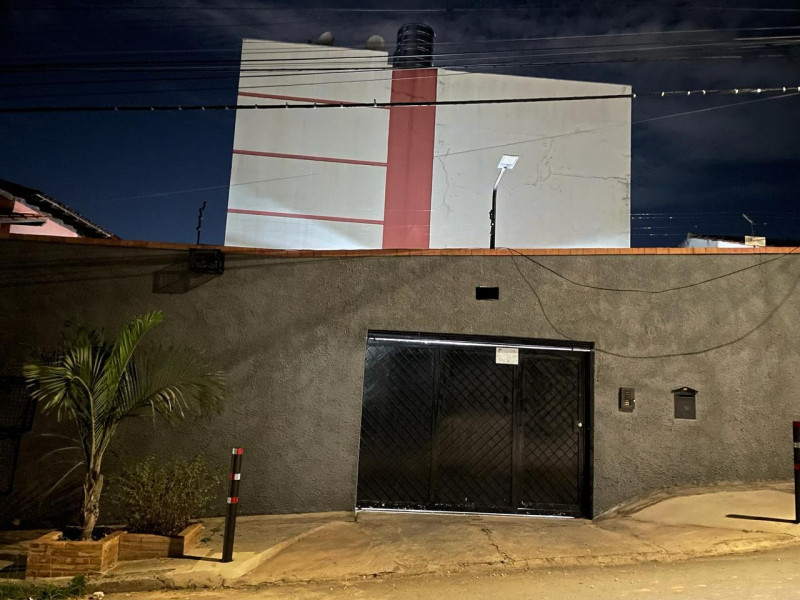 Apartamento à venda Centro com 63m² e 2 quartos por R$ 250.000 - 273855468-predio.jpeg