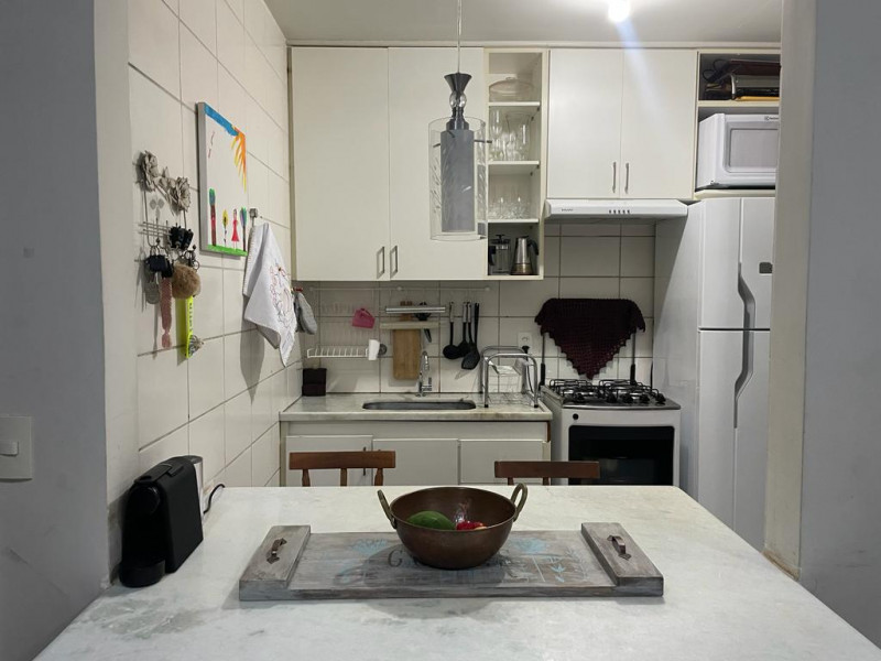 Apartamento à venda Centro com 63m² e 2 quartos por R$ 250.000 - 936942165-cozinha1.jpeg