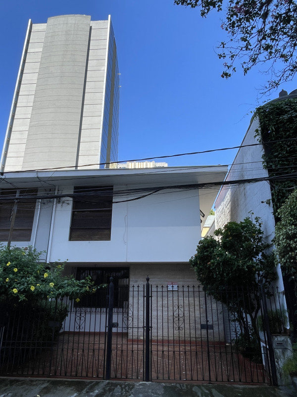 Casa de condomínio à venda Itaim Bibi com 136m² e 4 quartos por R$ 2.500.000 - 1071365232-duas-vagas-sobrado.JPG