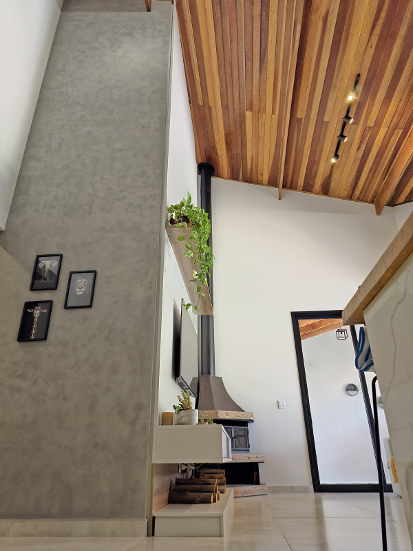 Casa à venda Centro com 140m² e 3 quartos por R$ 1.100.000 - 1047231925-01.jpg