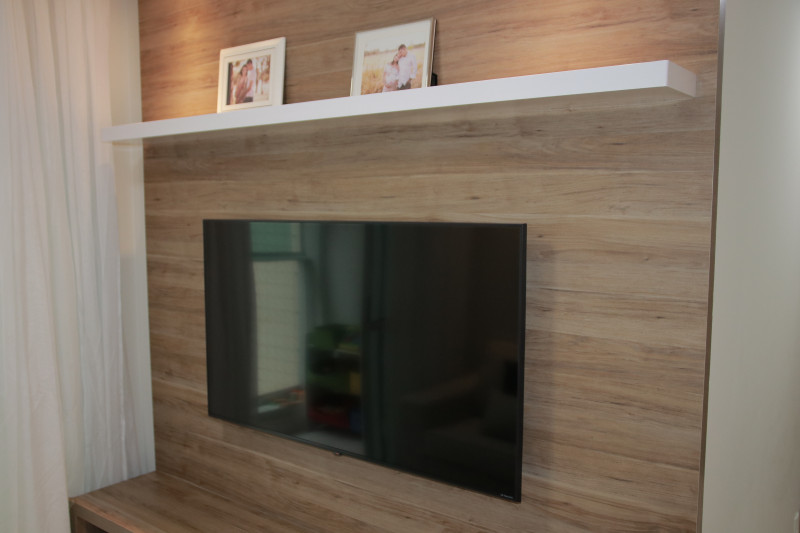 Apartamento à venda Gama Leste com 66m² e 2 quartos por R$ 407.000 - 307639817-sala-e-painel-de-tv-3.JPG