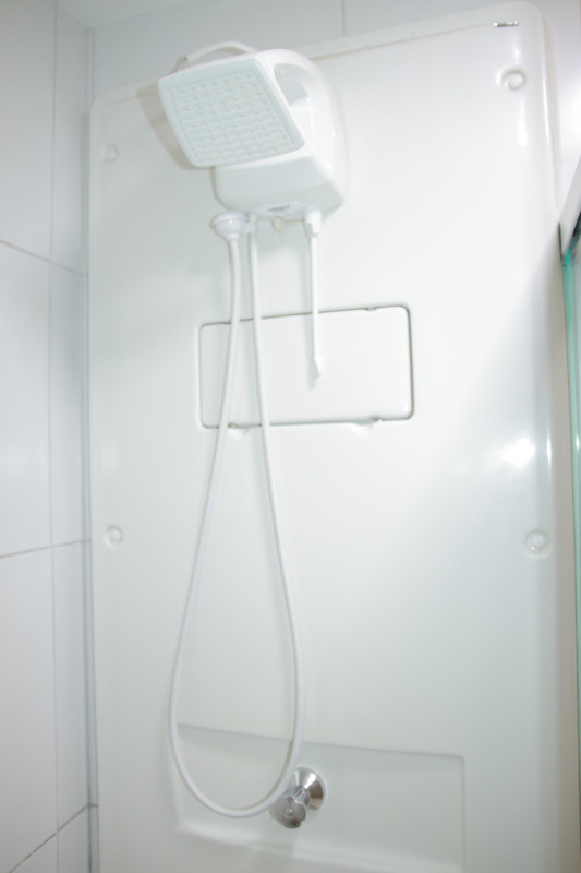 Apartamento à venda Gama Leste com 66m² e 2 quartos por R$ 407.000 - 423894161-banheiro-box.JPG