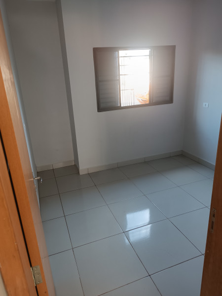 Casa à venda Jardim Imperial com 70m² e 2 quartos por R$ 199.000 - 2142517958-img-20240211-172340.jpg