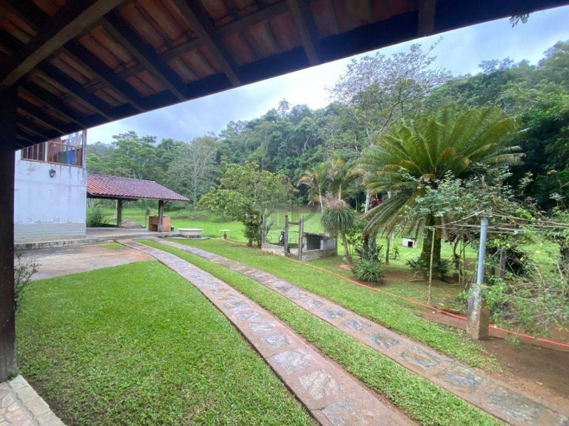 Chácara à venda Ipiabas com 18m² e 7 quartos por R$ 2.300.000 - 1241306789-img-20240111-wa0077.jpg