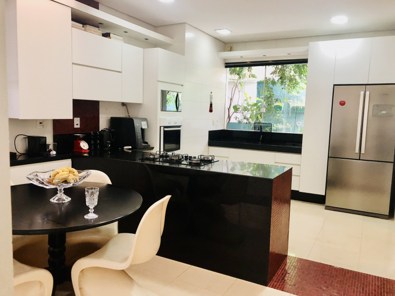 Casa à venda MORADA DA COLINA com 460m² e 4 quartos por R$ 5.000.000 - 1682800939-img-1281.jpeg